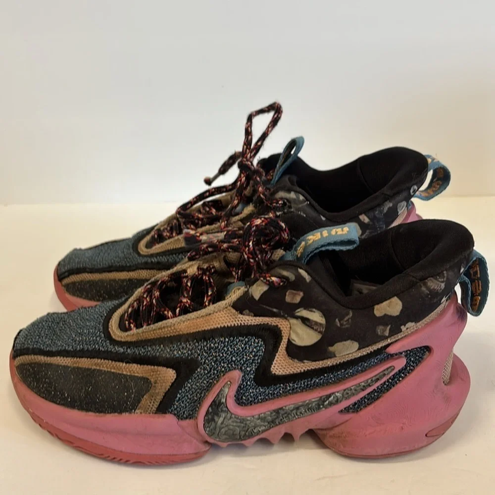 Nike Cosmic Unity 2 We Fly to Defy Athletic Shoes